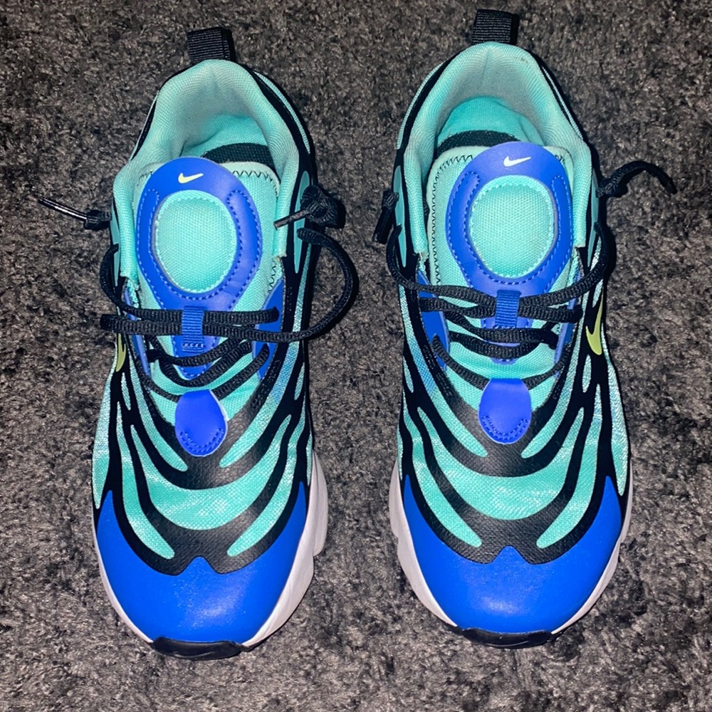 NIKE Air: Tourquise & Royal Blue 🥰👟 big kids 6